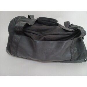 Gymshark Duffel Bag Medium Everyday Gym Bag Black Lightweight Workout Sports